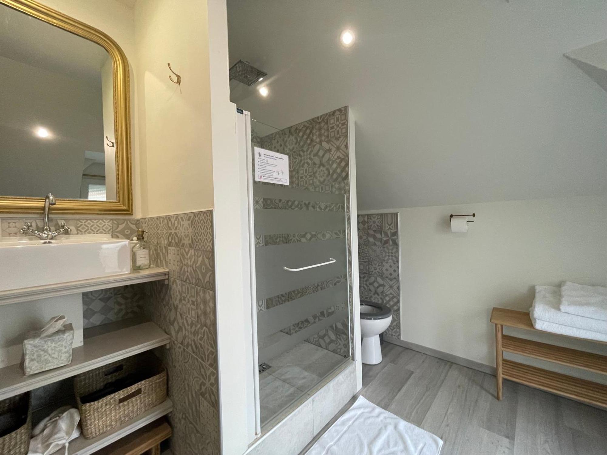 Villa De La Croix - Maison D'Hotes A 4 Minutes De L'A26 Avec Parking Villechetif Ngoại thất bức ảnh